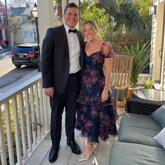 Meet your Posher, Samantha - Picture 1 of 1